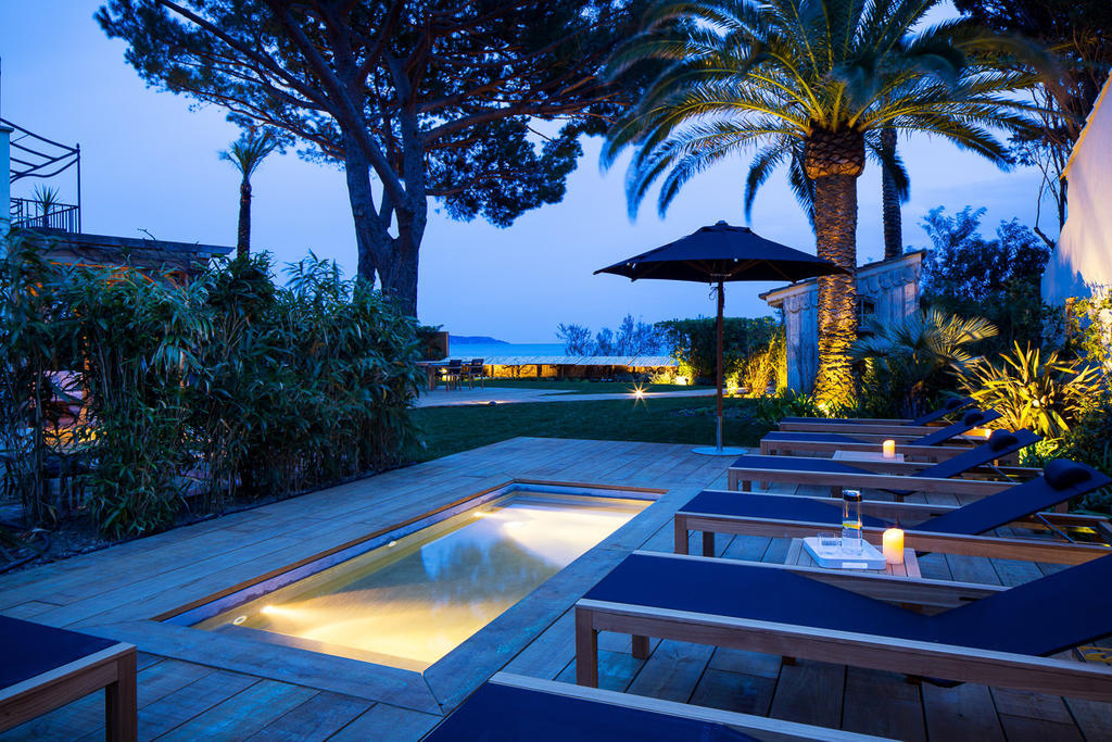 Chateau De Sable Guest House Cavalaire-sur-Mer Exterior photo
