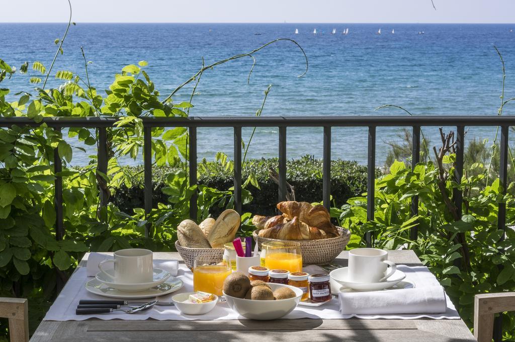 Chateau De Sable Guest House Cavalaire-sur-Mer Exterior photo