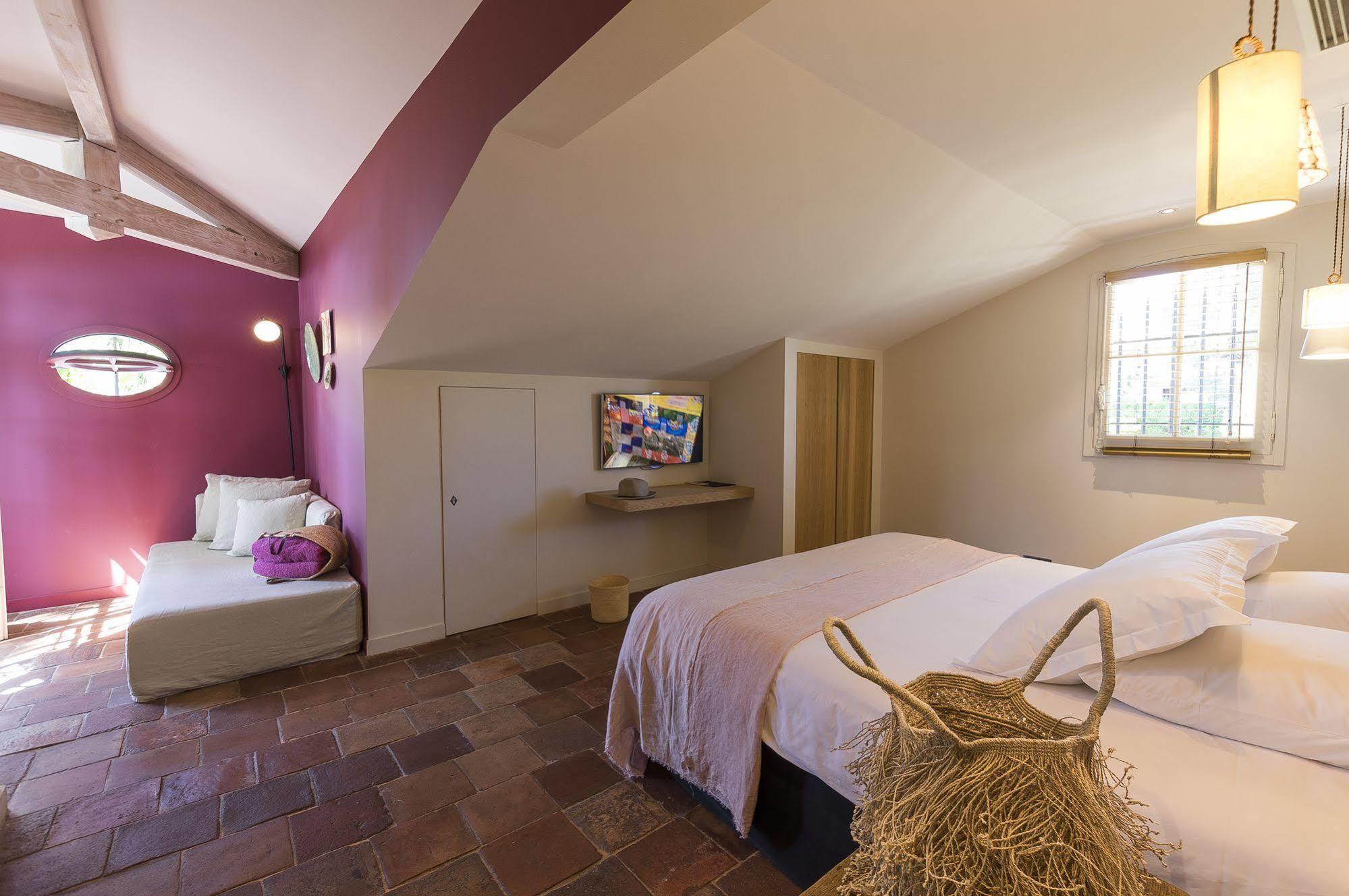 Chateau De Sable Guest House Cavalaire-sur-Mer Exterior photo