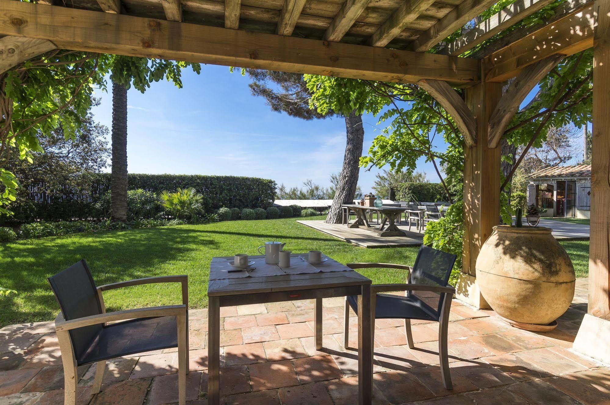 Chateau De Sable Guest House Cavalaire-sur-Mer Exterior photo